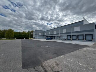 Plus de détails pour 140 Circle Dr N, Piscataway, NJ - Industriel/Logistique à louer