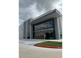 Plus de détails pour 6216 Dixie Dr, Houston, TX - Industriel/Logistique à vendre