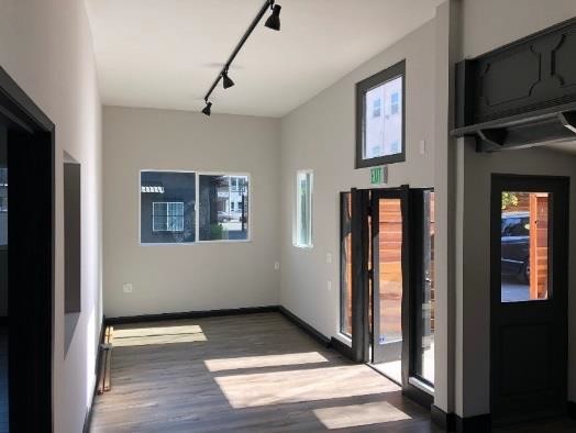5119 Melrose Ave, Los Angeles, CA à louer - Photo intérieure – Image 2 sur 5