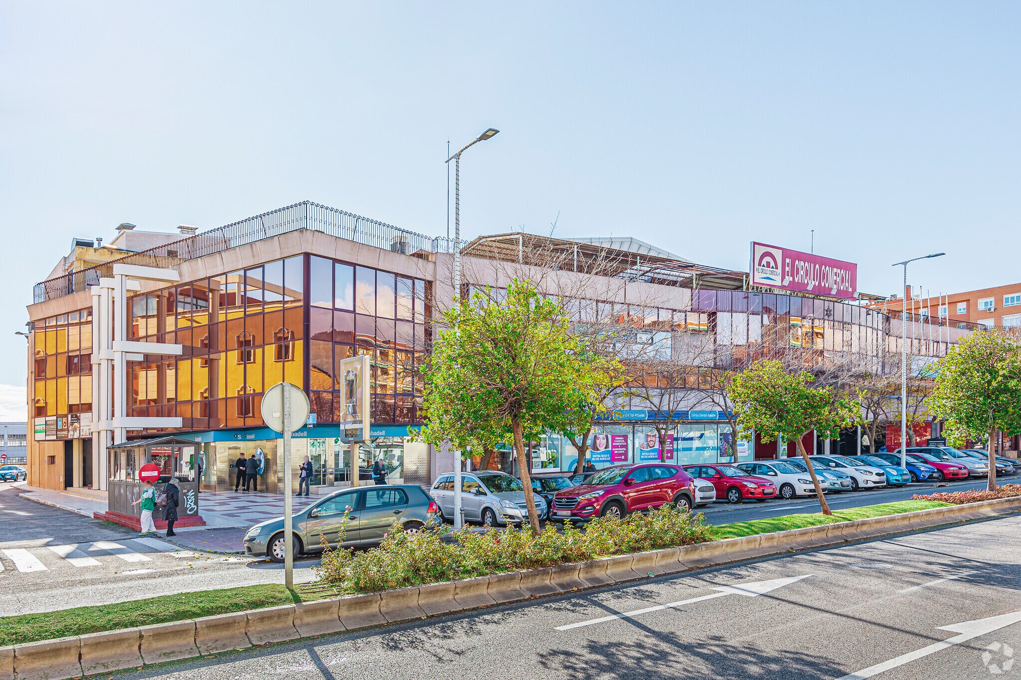 Avenida Constitución, 90, Torrejón de Ardoz, Madrid à vendre Photo principale– Image 1 sur 3