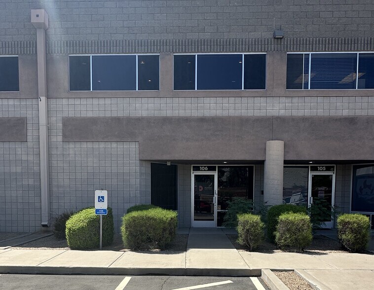 4521 E Jensen St, Mesa, AZ à louer - Photo de l’immeuble – Image 2 sur 13