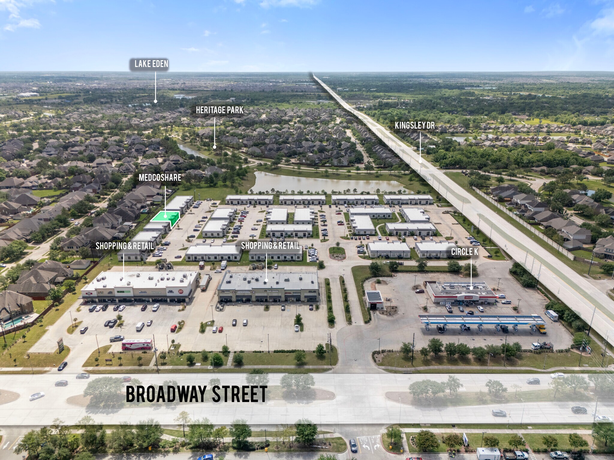 3129 Kingsley Dr, Pearland, TX à louer Photo principale– Image 1 sur 41