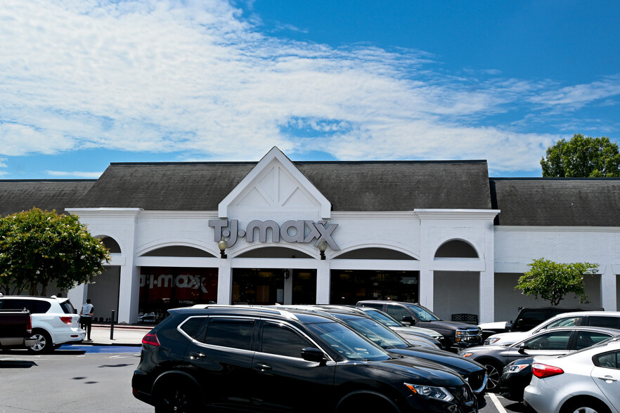 975 Airport Rd SW, Huntsville, AL à louer - Photo de l’immeuble – Image 1 sur 11