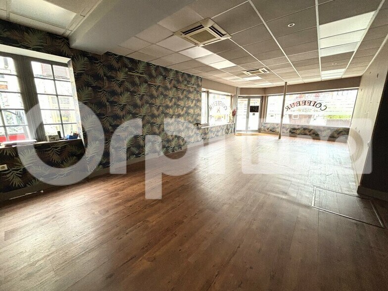Local commercial dans Beauvais à vendre - Photo intérieure – Image 2 sur 14
