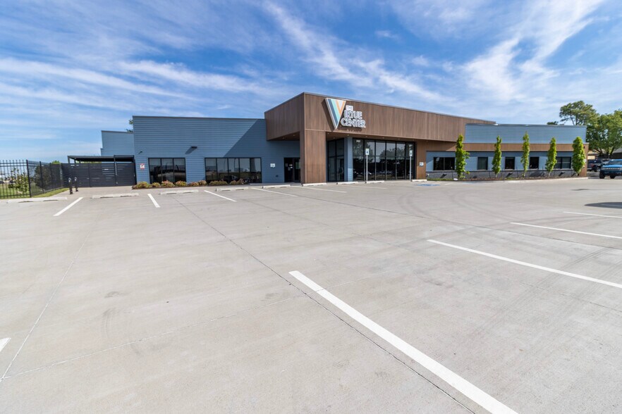 2457 Wilcox Dr, Norman, OK à louer - Photo de l’immeuble – Image 2 sur 16