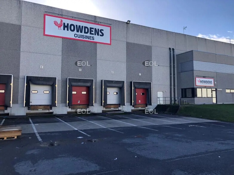 Industriel/Logistique dans Marly-la-Ville à louer - Photo de l’immeuble – Image 1 sur 9