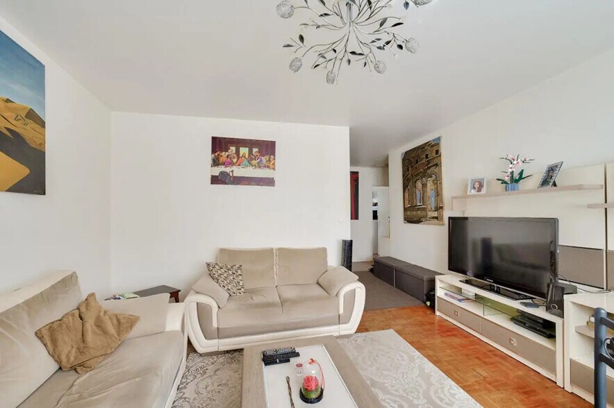 Bureau dans Clamart à vendre - Photo de l’immeuble – Image 3 sur 12