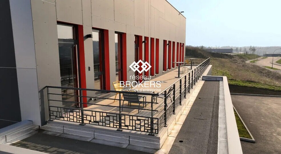 Bureau dans Besançon à vendre - Photo de l’immeuble – Image 3 sur 6