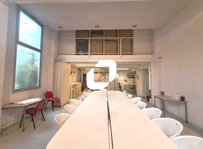 Bureau dans Bordeaux à vendre - Photo de l’immeuble – Image 2 sur 9