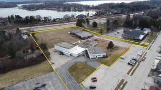 Plus de détails pour N50W35057 Wisconsin Ave, Oconomowoc, WI - Spécialisé à vendre