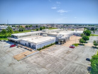 Plus de détails pour 6201 E 43rd St, Tulsa, OK - Industriel/Logistique à vendre