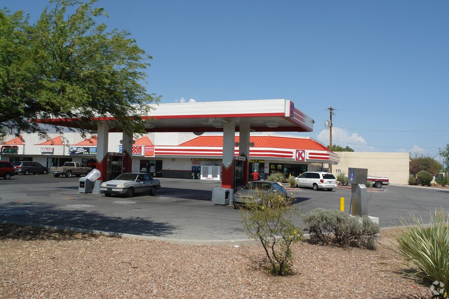 3602 N Oracle Rd, Tucson, AZ à vendre - Photo de l’immeuble – Image 2 sur 16