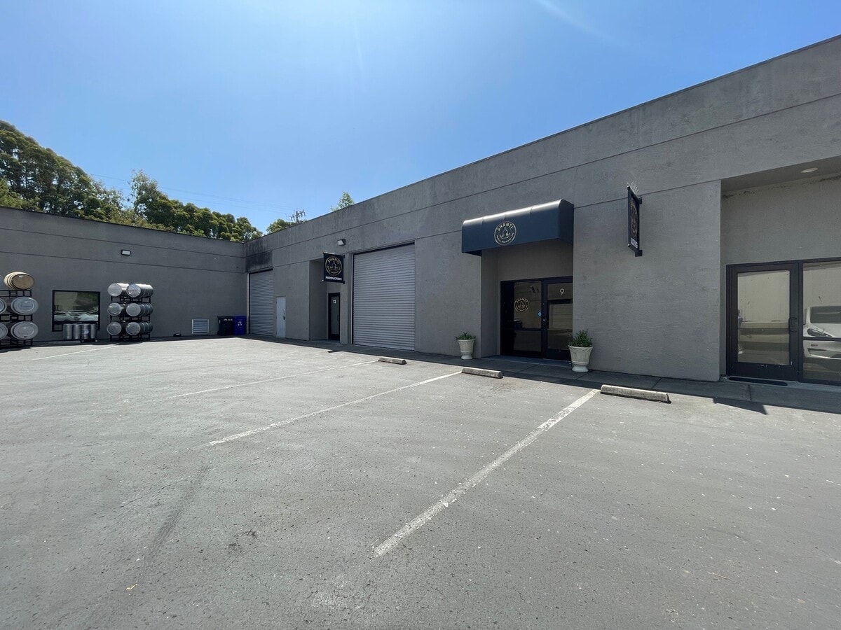 194 Camino Oruga, Napa, CA 94558 - Lot 13 - - Photo intérieure - Image 1 of 7