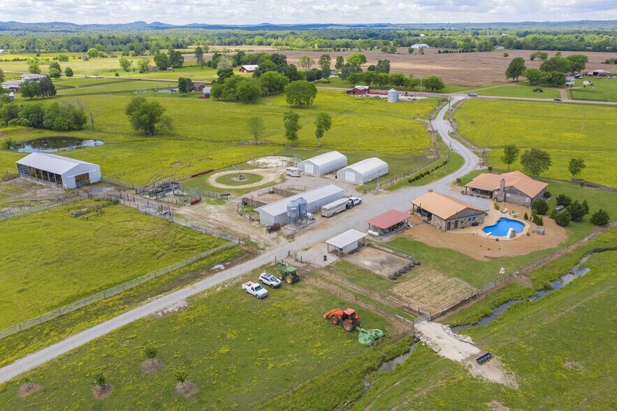 2781 Franklin Pike, Lewisburg, TN à louer - Photo de l’immeuble – Image 3 sur 23