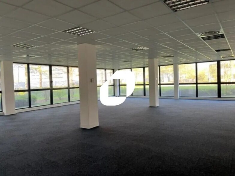 Bureau dans VILLENEUVE-D'ASCQ à louer - Photo de l’immeuble – Image 2 sur 18