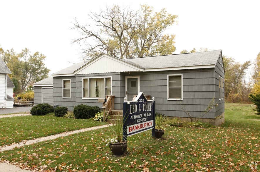 335 N Lafayette St, South Lyon, MI à vendre - Photo de l’immeuble – Image 2 sur 2