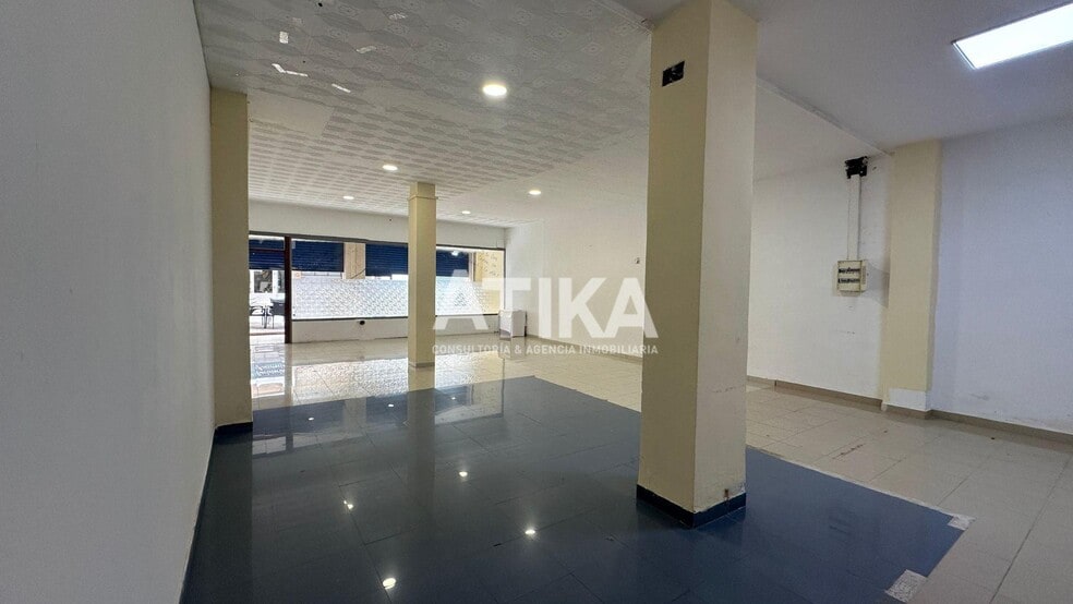 Local commercial dans Ontinyent, Valencia à louer - Photo intérieure – Image 3 sur 13