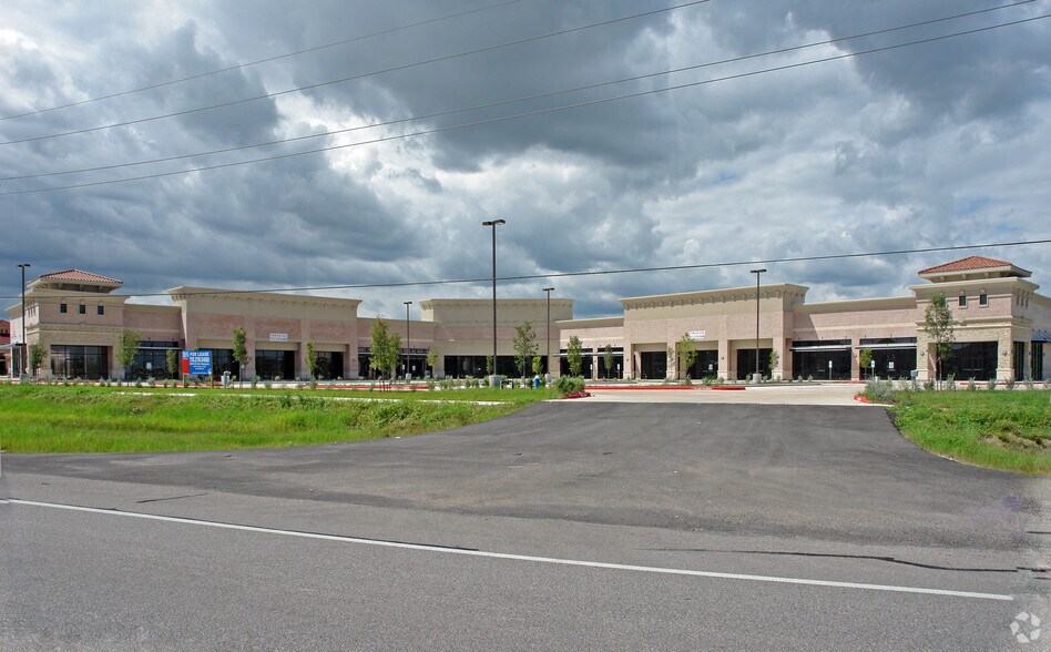 11901 Shadow Creek Pky, Pearland, TX à louer - Photo de l’immeuble – Image 2 sur 5