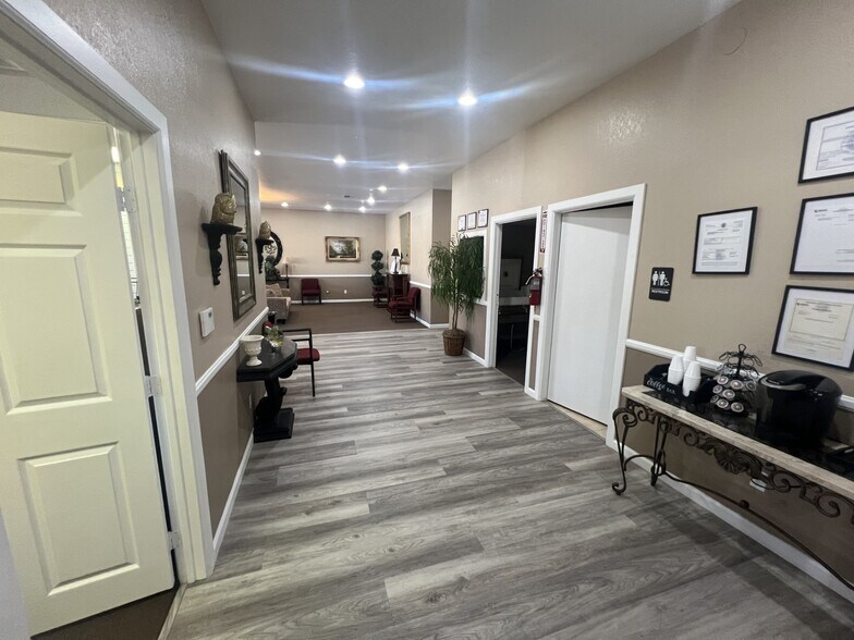 14434 California Ave, Victorville, CA à vendre - Photo de l’immeuble – Image 3 sur 13