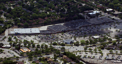 325-615 E Palatine Rd, Arlington Heights, IL - VUE AÉRIENNE  vue de carte - Image1