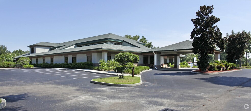 404 NW Hall of Fame Dr, Lake City, FL à louer - Photo principale – Image 1 sur 13