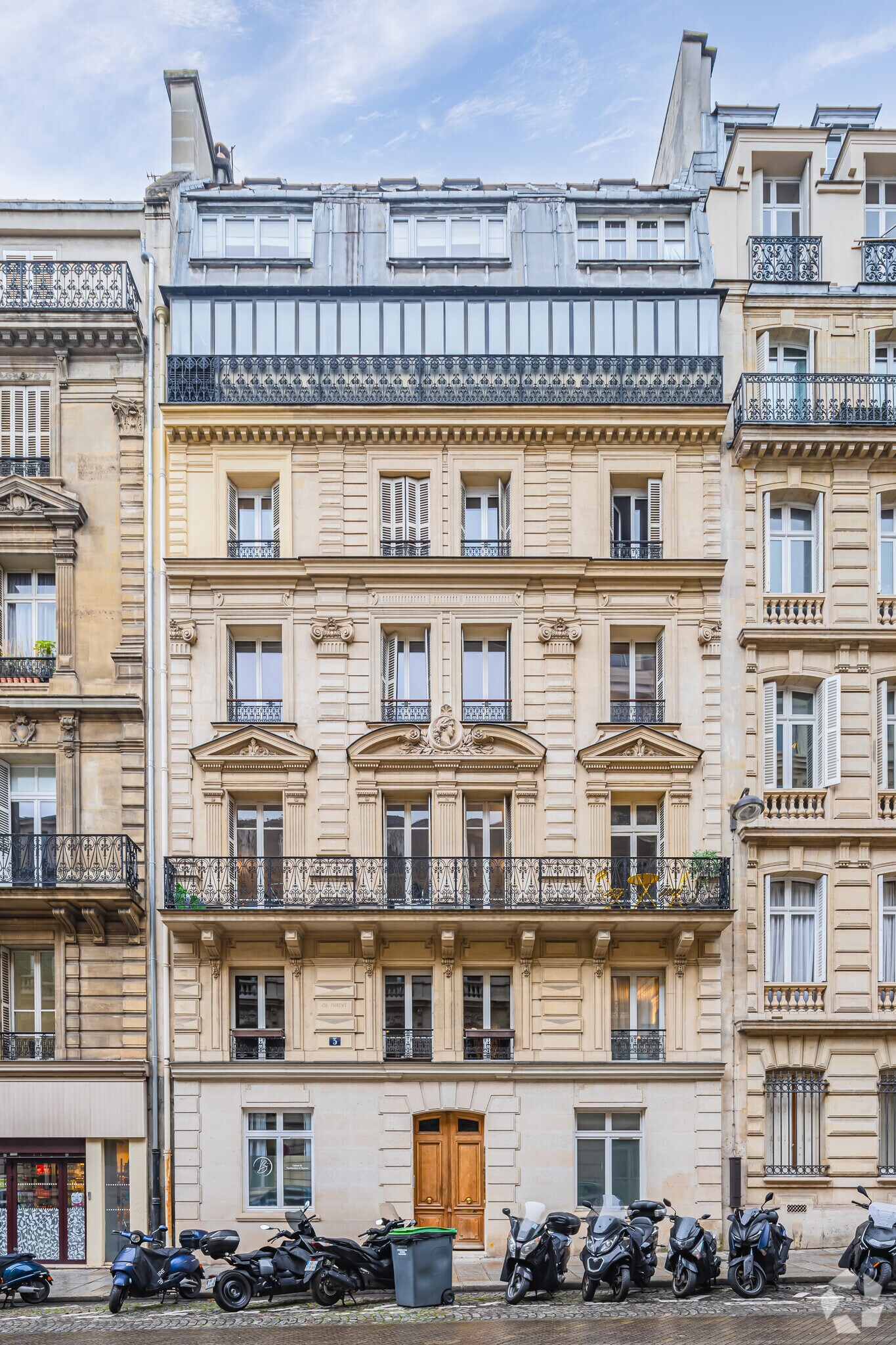 3 Rue De Téhéran, Paris à louer Photo de l’immeuble– Image 1 sur 6