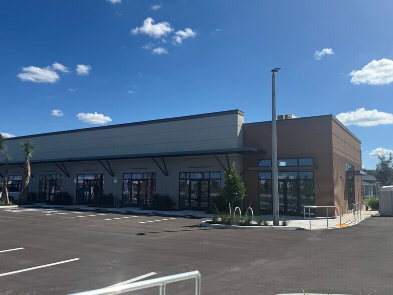 8156 Alico Rd, Fort Myers, FL à louer - Photo de l’immeuble – Image 3 sur 11