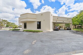 Plus de détails pour 7118-7186 N University Dr, Tamarac, FL - Bureau/Local commercial à louer