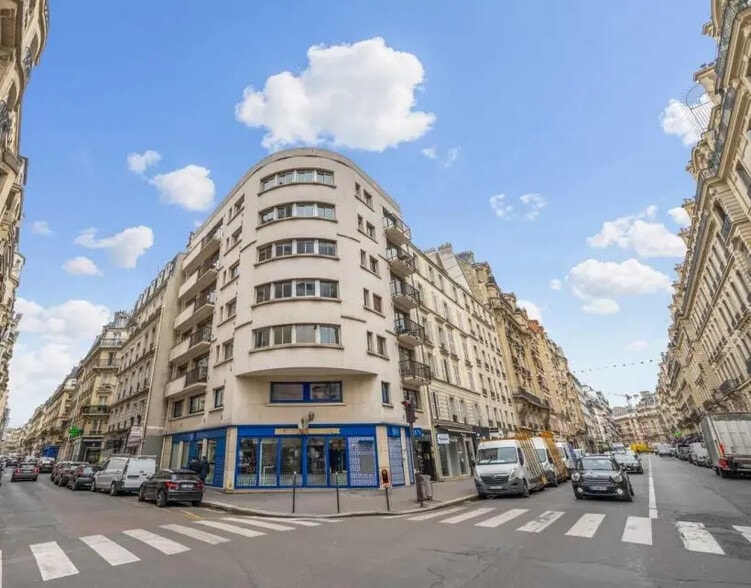 130 Rue De Courcelles, Paris à louer - Photo de l’immeuble – Image 1 sur 11