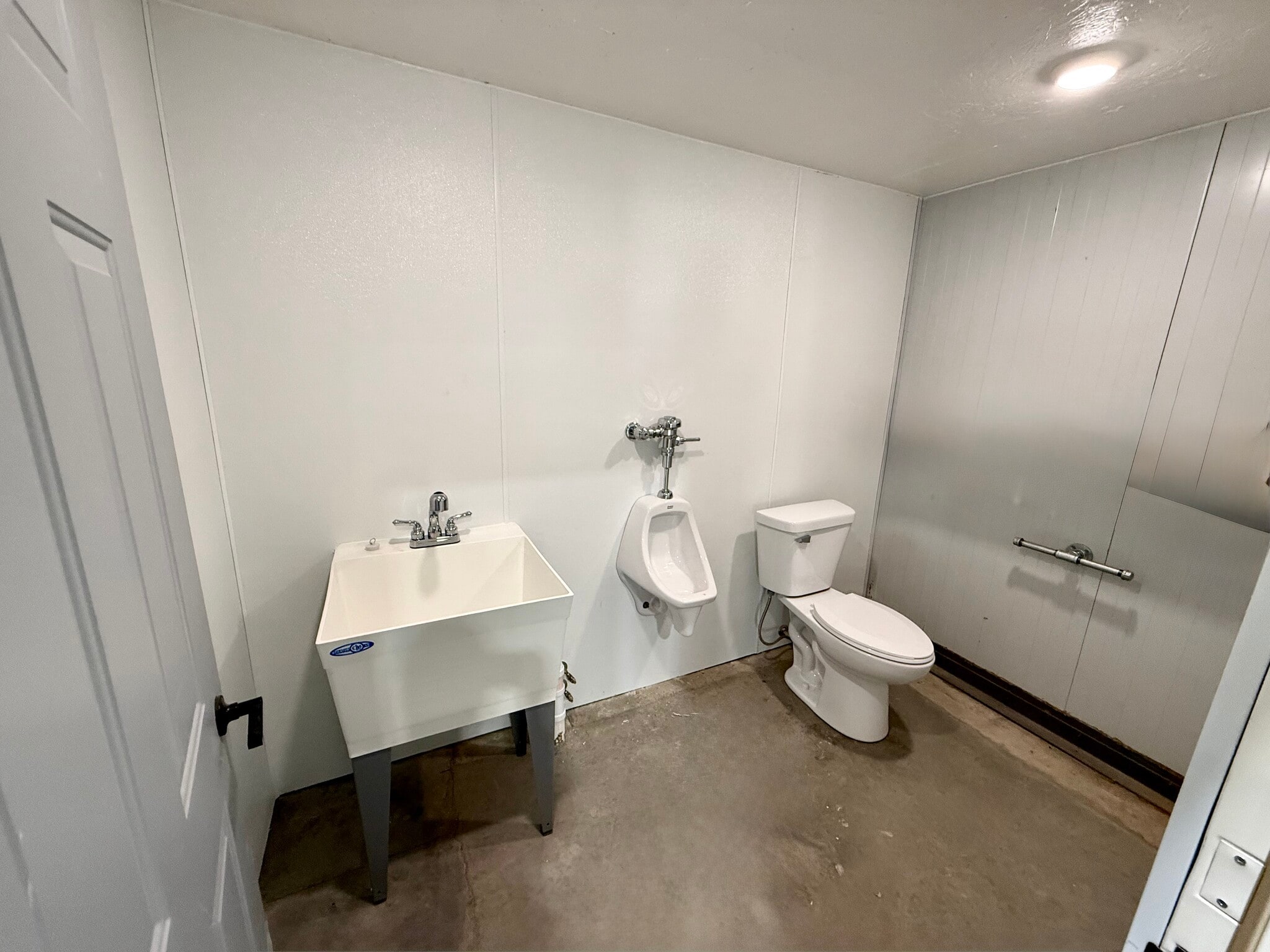 1709 E Hwy 20, Lawton, IA à louer Photo intérieure– Image 1 sur 4