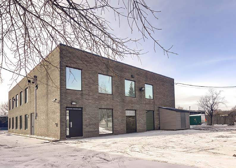445 Rue Du Parc-Industriel, Longueuil, QC à vendre Photo de l’immeuble– Image 1 sur 4