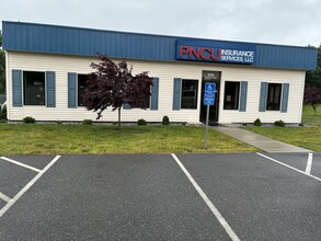 270 Westfield Rd, Holyoke, MA à louer Photo intérieure– Image 1 sur 9