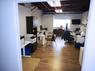 Plus de détails pour 5921 91 St NW, Edmonton, AB - Industriel/Logistique à vendre