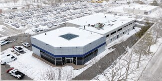 Plus de détails pour 535 Middle Country Rd, Saint James, NY - Local commercial à vendre