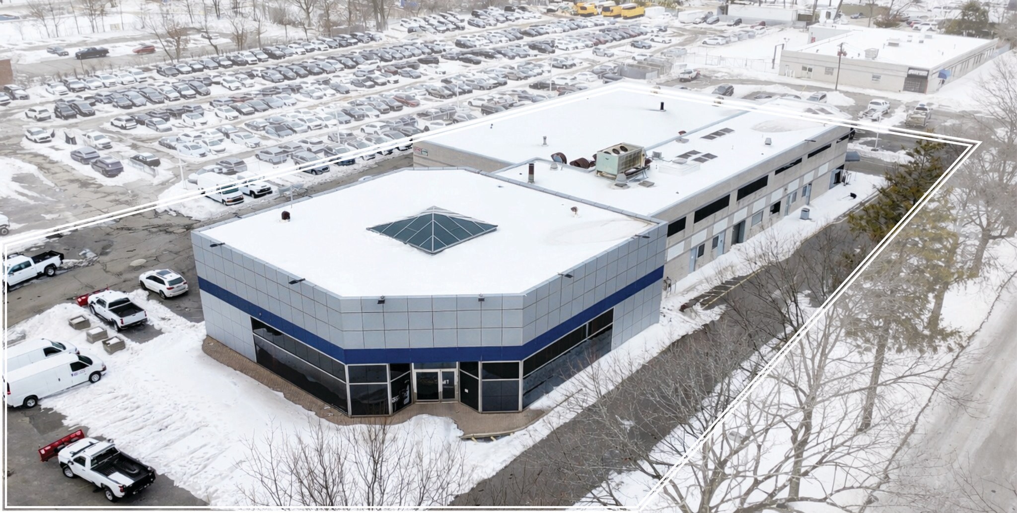 535 Middle Country Rd, Saint James, NY à vendre Photo principale– Image 1 sur 6