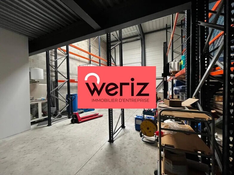 Local d’activités dans Aubagne à louer - Photo de l’immeuble – Image 2 sur 4