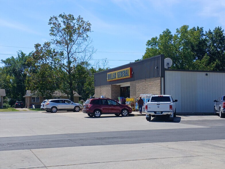 605 Holly St, Pleasanton, KS à vendre - Photo de l’immeuble – Image 2 sur 8