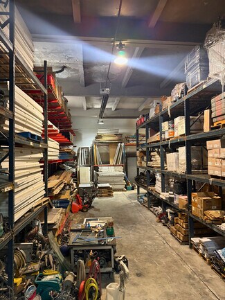 Plus de détails pour 828 E 160th St, Bronx, NY - Industriel/Logistique à louer