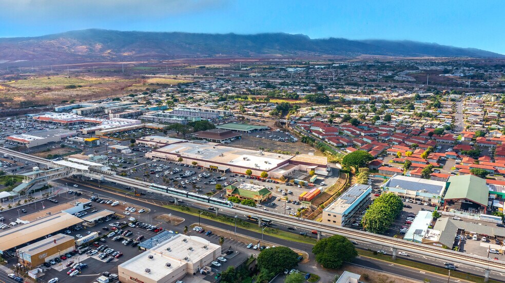 94-144 Farrington Hwy, Waipahu, HI à louer - Photo de l’immeuble – Image 1 sur 17