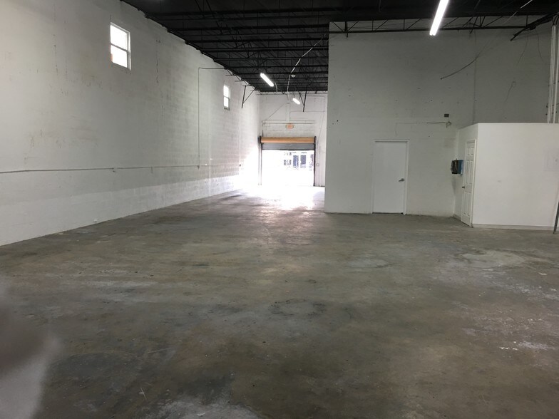 181 W 29th St, Hialeah, FL à louer - Photo intérieure – Image 1 sur 7