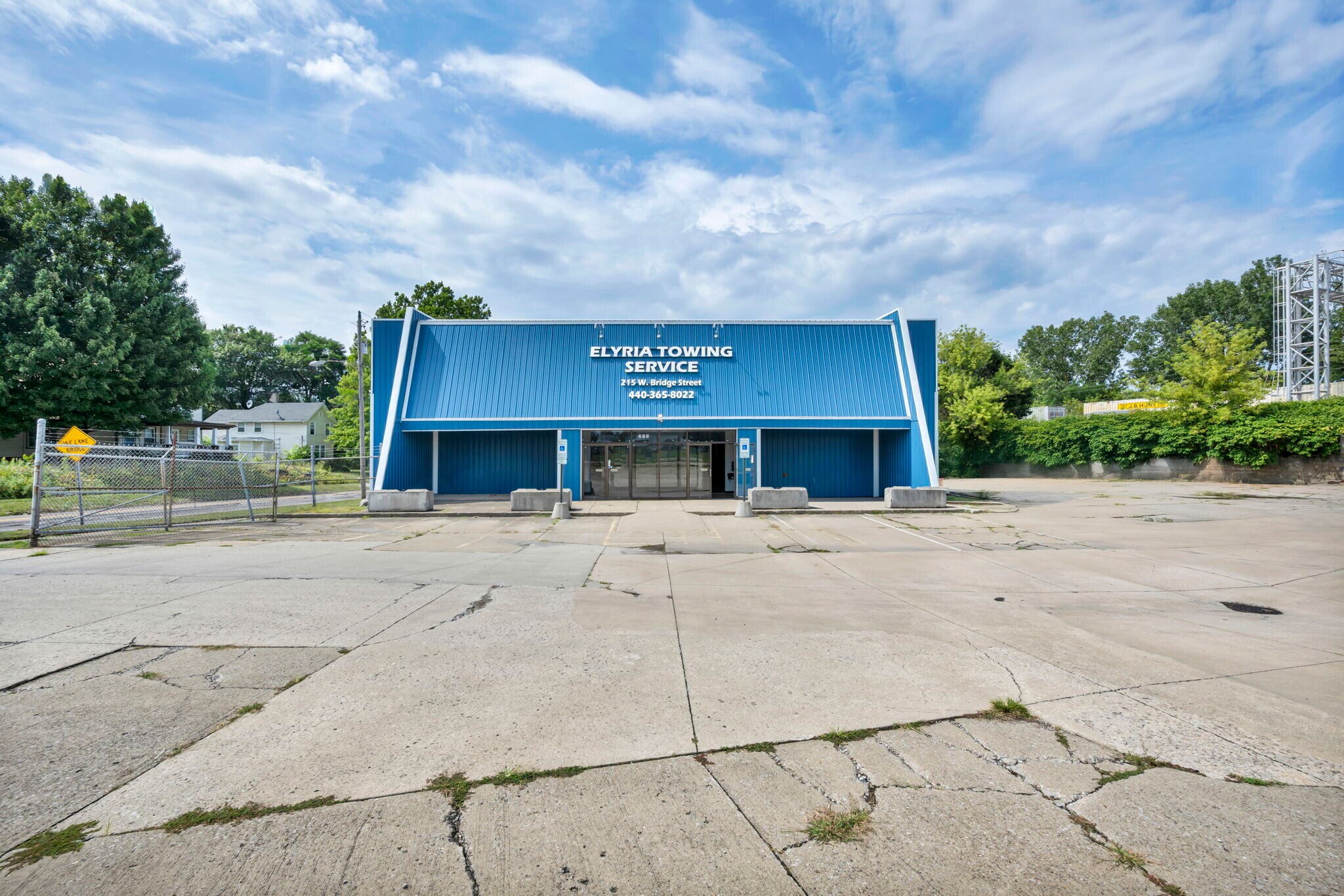 215 W Bridge St, Elyria, OH à vendre Photo de l’immeuble– Image 1 sur 29
