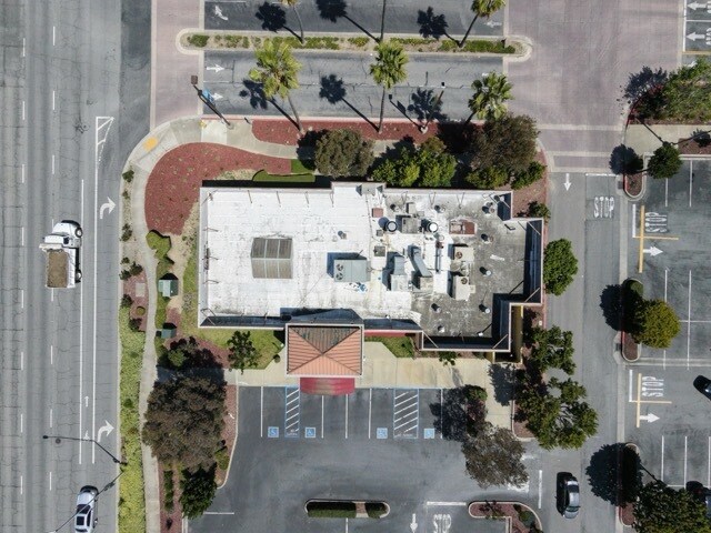 1616 N Main St, Salinas, CA à vendre - Photo de l’immeuble – Image 2 sur 7