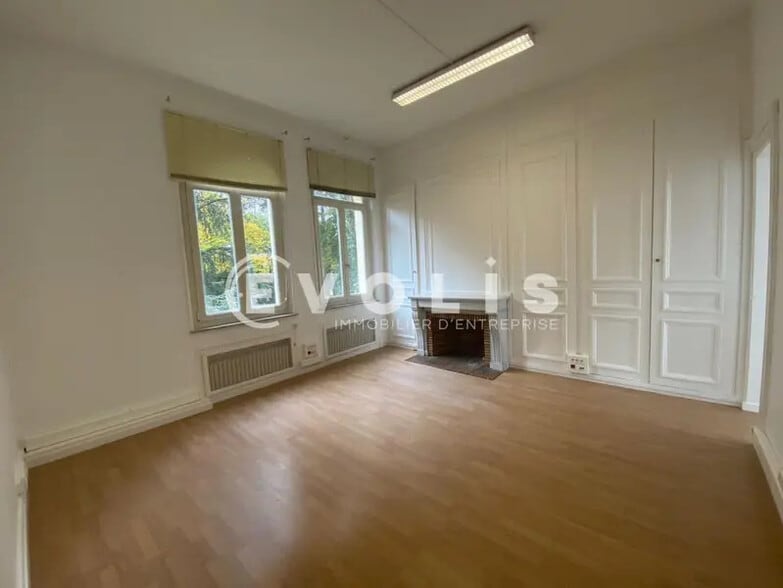 Bureau dans Amiens à louer - Photo intérieure – Image 2 sur 4