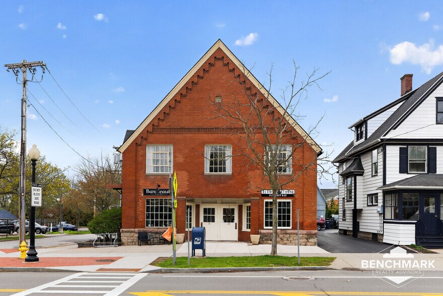 16-20 S Main St, Pittsford, NY à louer - Photo de l’immeuble – Image 1 sur 31