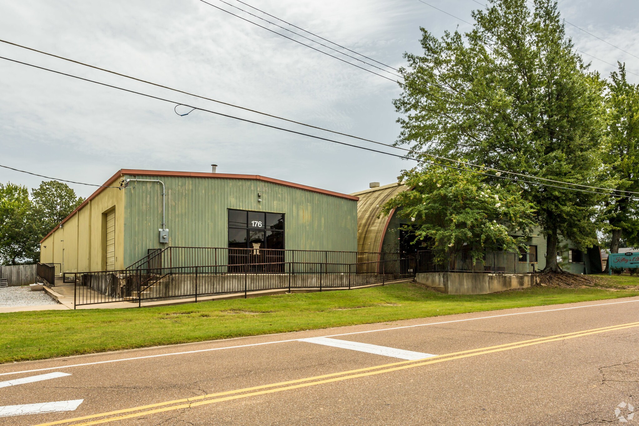 176-184 Mt Pleasant Rd, Collierville, TN à louer Photo principale– Image 1 sur 5