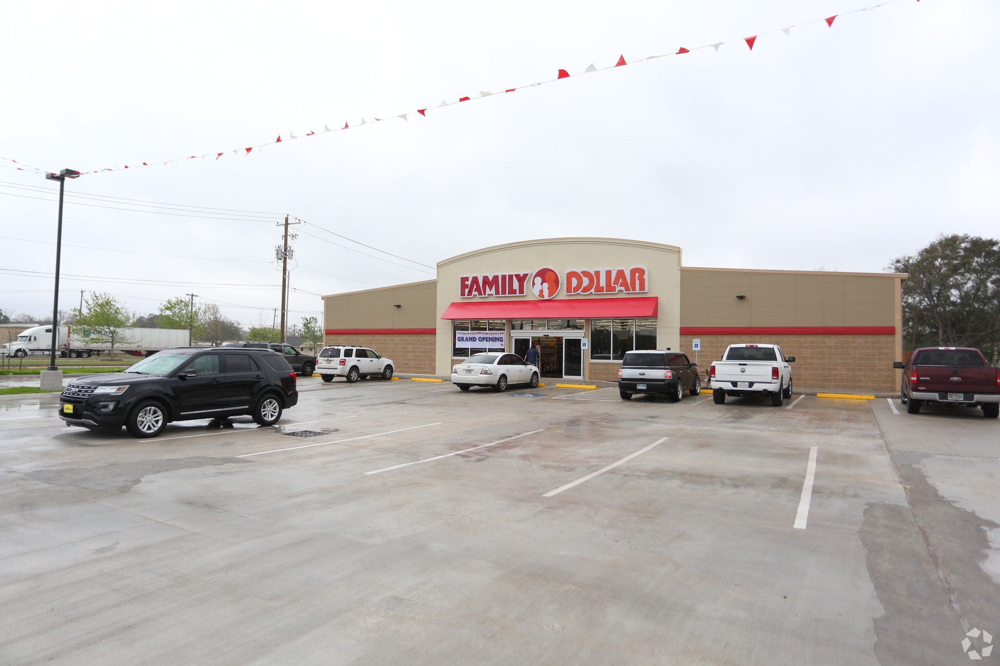 201 W Mulberry St, Angleton, TX à louer Photo de l’immeuble– Image 1 sur 5