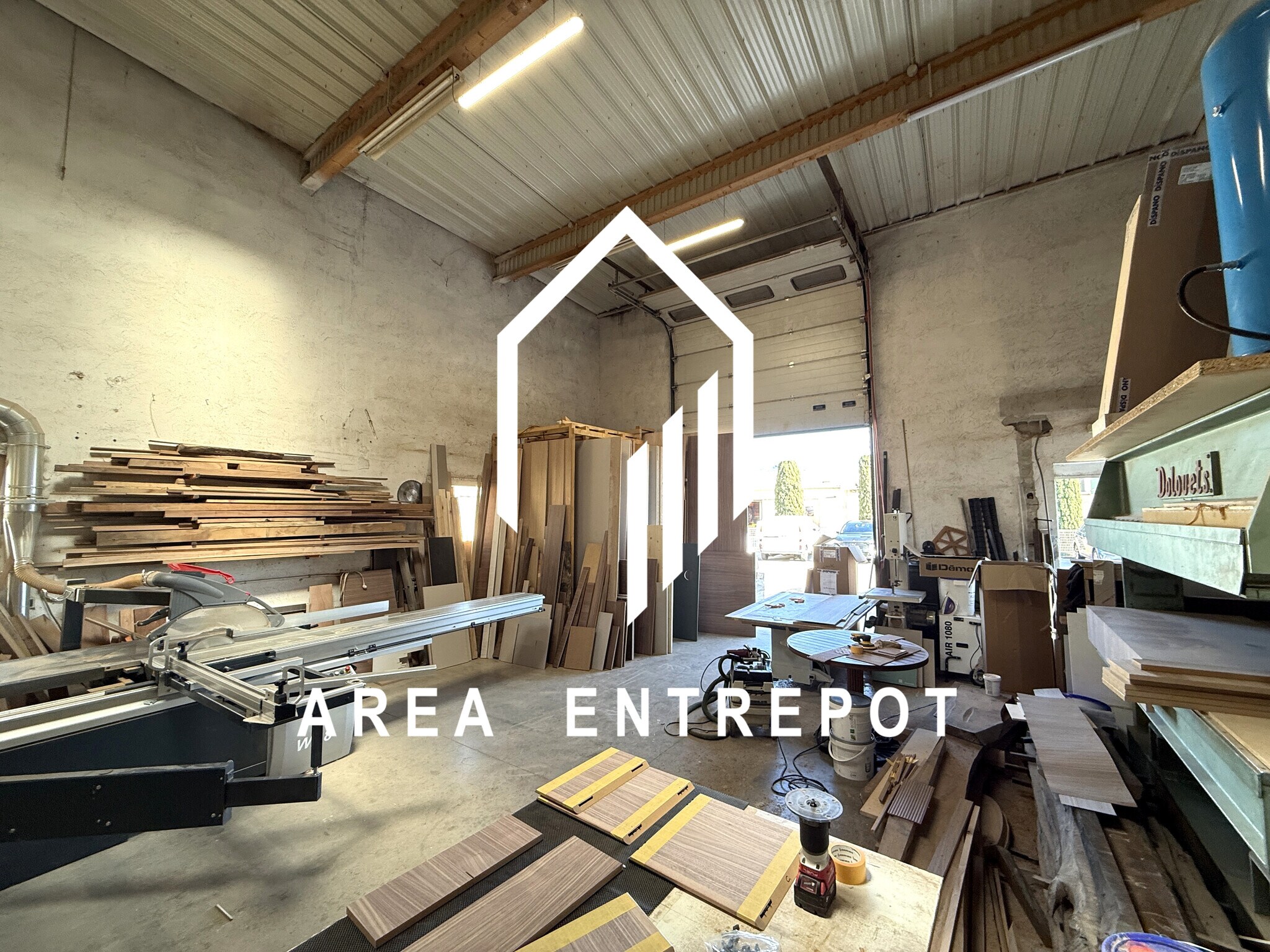 Local d’activités dans Aubagne à louer Photo principale– Image 1 sur 7