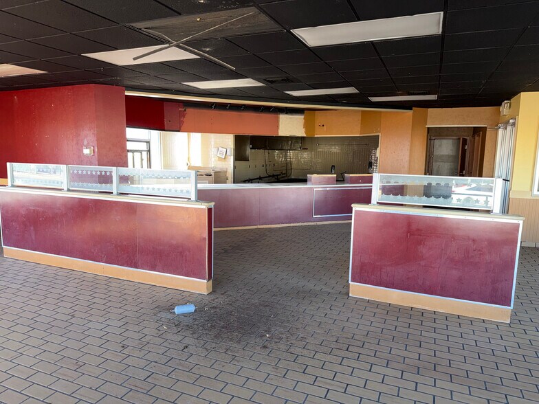 1139 Grand Ave, Las Vegas, NM à vendre - Photo de l’immeuble – Image 2 sur 22