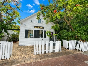408 Greene St, Key West, FL à louer Photo de l’immeuble– Image 2 sur 10