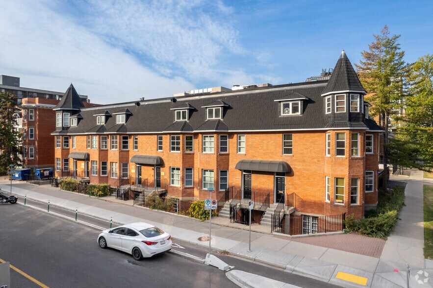 1403-1411 2nd St SW, Calgary, AB à vendre - Photo de l’immeuble – Image 2 sur 5